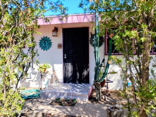 2309 S Forgeus Ave, Tucson, AZ, 85713-3947 | Card Image