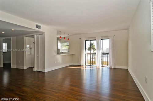 404-1617 Jefferson Ave, Miami Beach, FL, 33139-7611 | Card Image