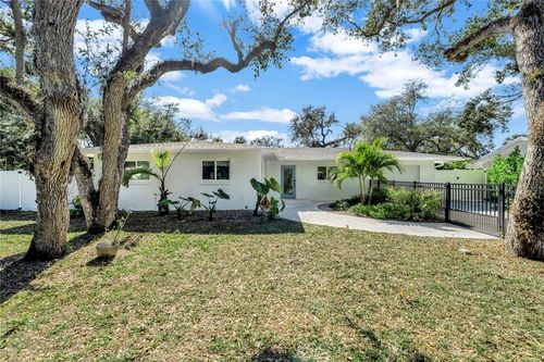 406 Indian Lilac Rd, Vero Beach, FL, 32963-1447 | Card Image