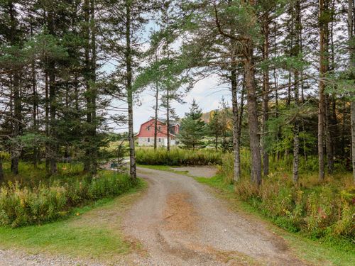 120 W Maggie Ln, Crystal Falls, MI, 49920-9120 | Card Image