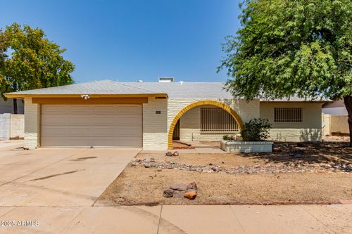 5528 W Calavar Rd, Glendale, AZ, 85306-4604 | Card Image