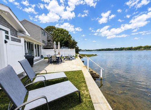 24 Cove St, Onset, MA, 02558-1857 | Card Image