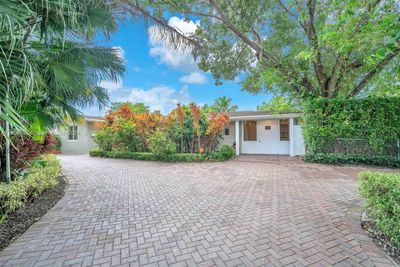 9760 Colonial Dr, House other with 6 bedrooms, 4 bathrooms and null parking in Miami FL | Image 2