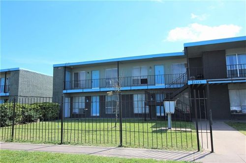apt-8-3249 S Staples St, Corpus Christi, TX, 78411-2545 | Card Image