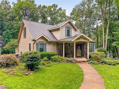 1992 Rheam Rd, New Franklin, OH, 44216-9403 | Card Image