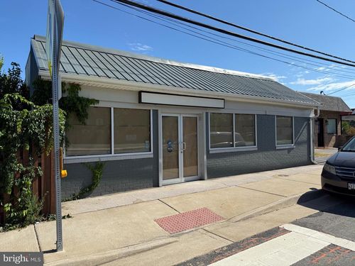 300 South St, Front Royal, VA, 22630-2114 | Card Image