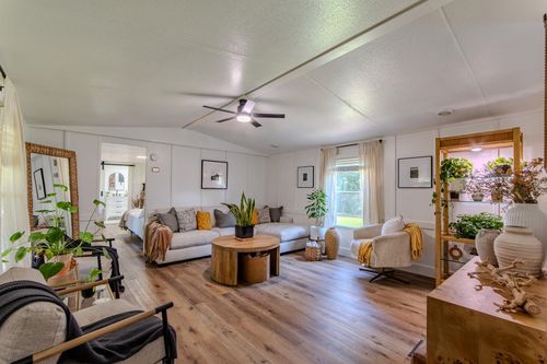 3959 Gilchrist Stantonville Rd, Stantonville, TN, 38379-5014 | Card Image
