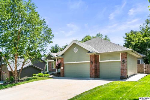 16367 Y St, Omaha, NE, 68135-3129 | Card Image