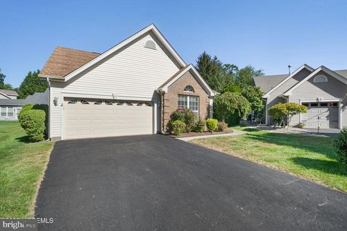 11 Nautical Ct, Bayville, NJ, 08721-1969 | Card Image
