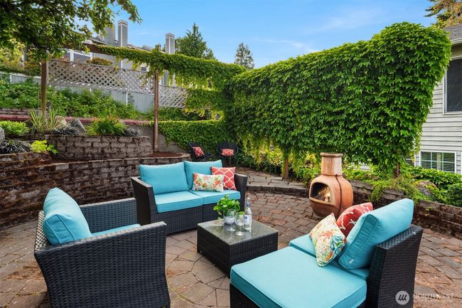 3833 24th Avenue W, House other with 3 bedrooms, 2 bathrooms and 1 parking in Seattle WA | Image 37