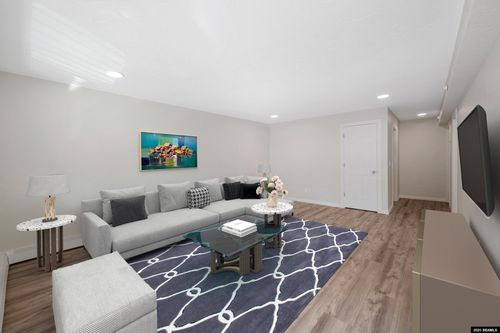 unit-4-8760 Trinity Dr, Juneau, AK, 99801-7421 | Card Image