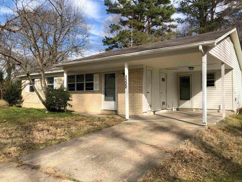 3300 Green Dr, Little Rock, AR, 72209-6842 | Card Image