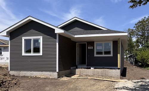 1516 Maple St, Des Moines, IA, 50316 | Card Image