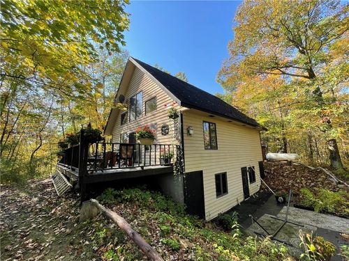 2382 Beach Rd, Weyerhaeuser, WI, 54895-4423 | Card Image