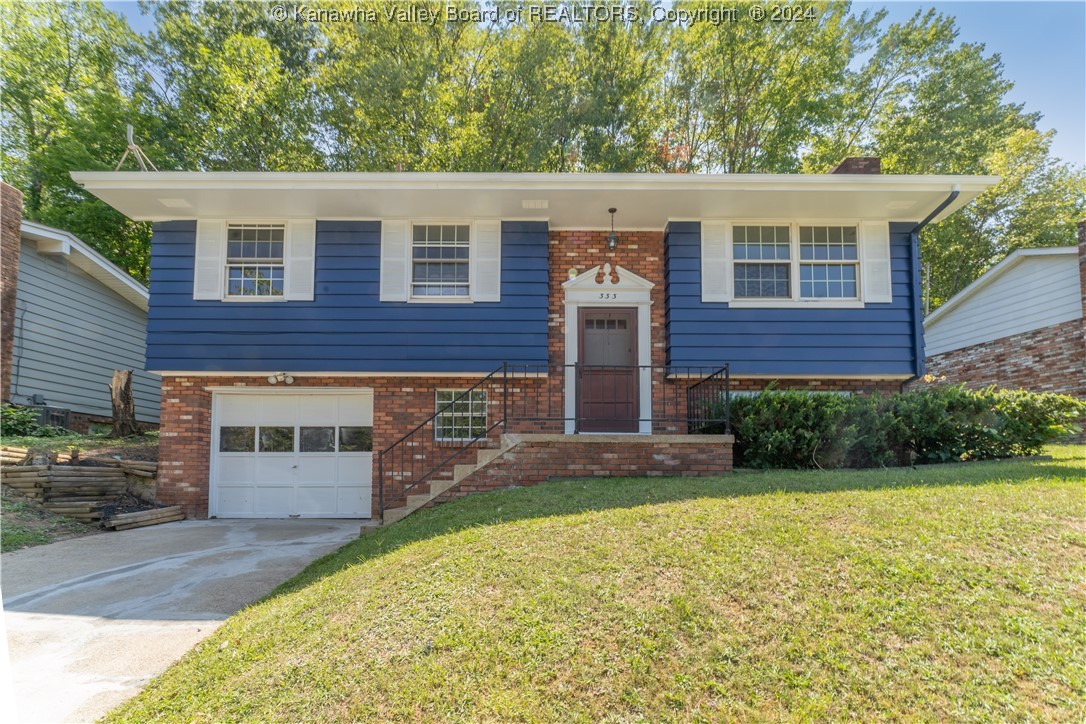 Eureka Rd, Charleston, WV 25314