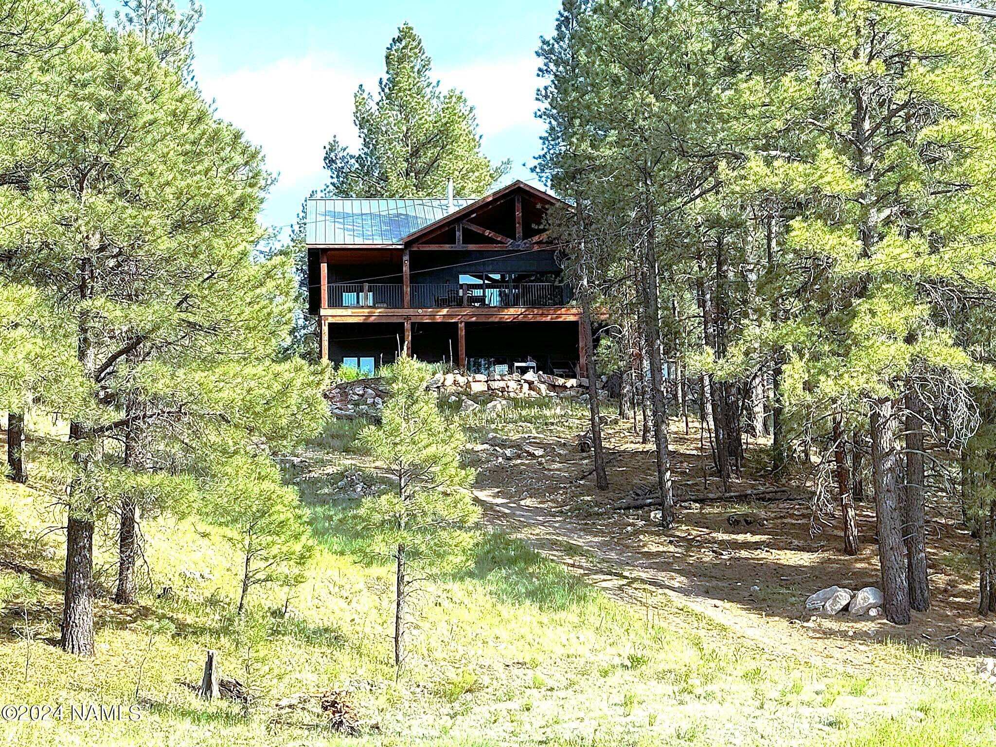 Happy Trails Dr, Flagstaff, AZ 86005