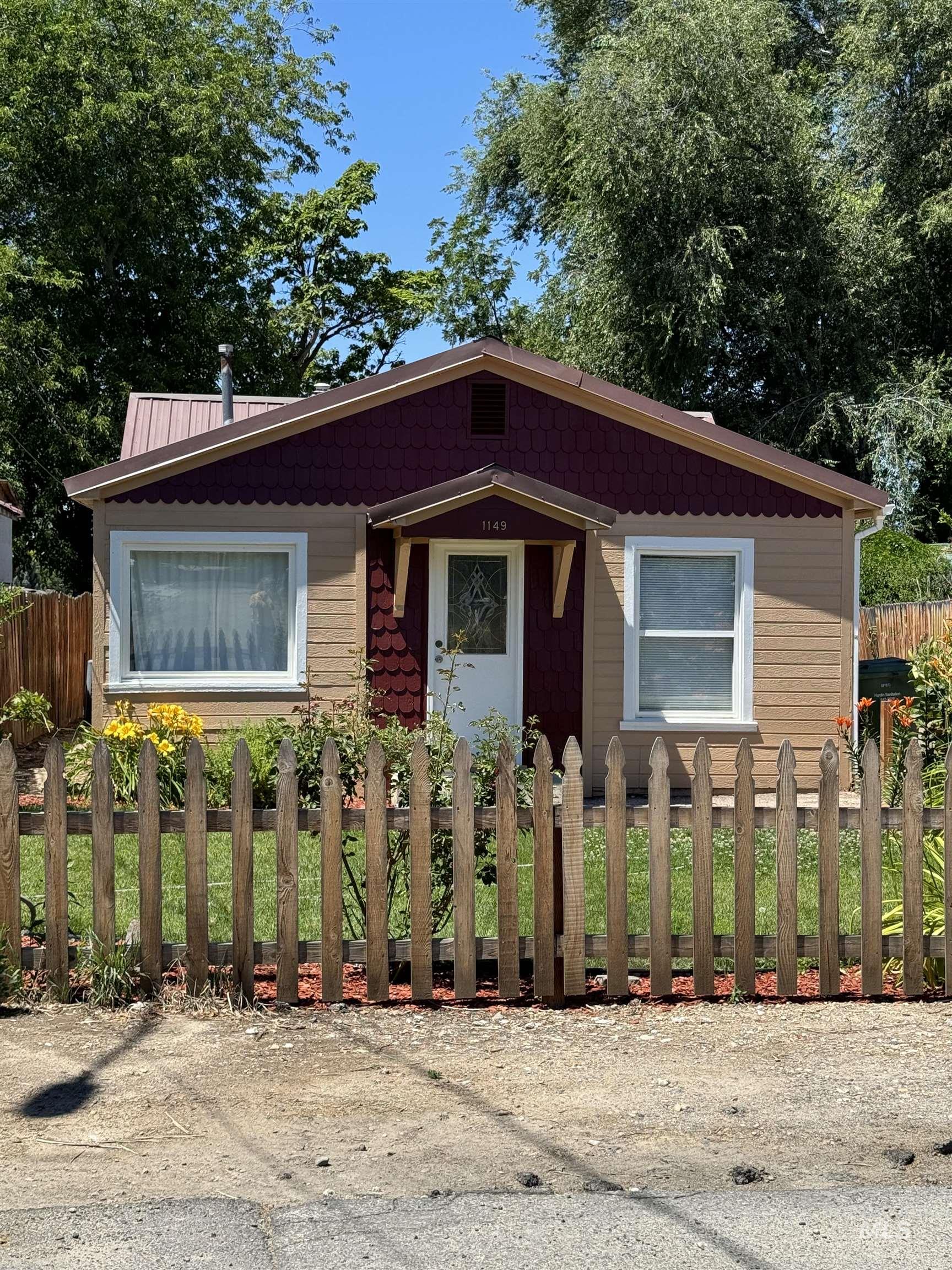 4th St, Payette, ID 83661
