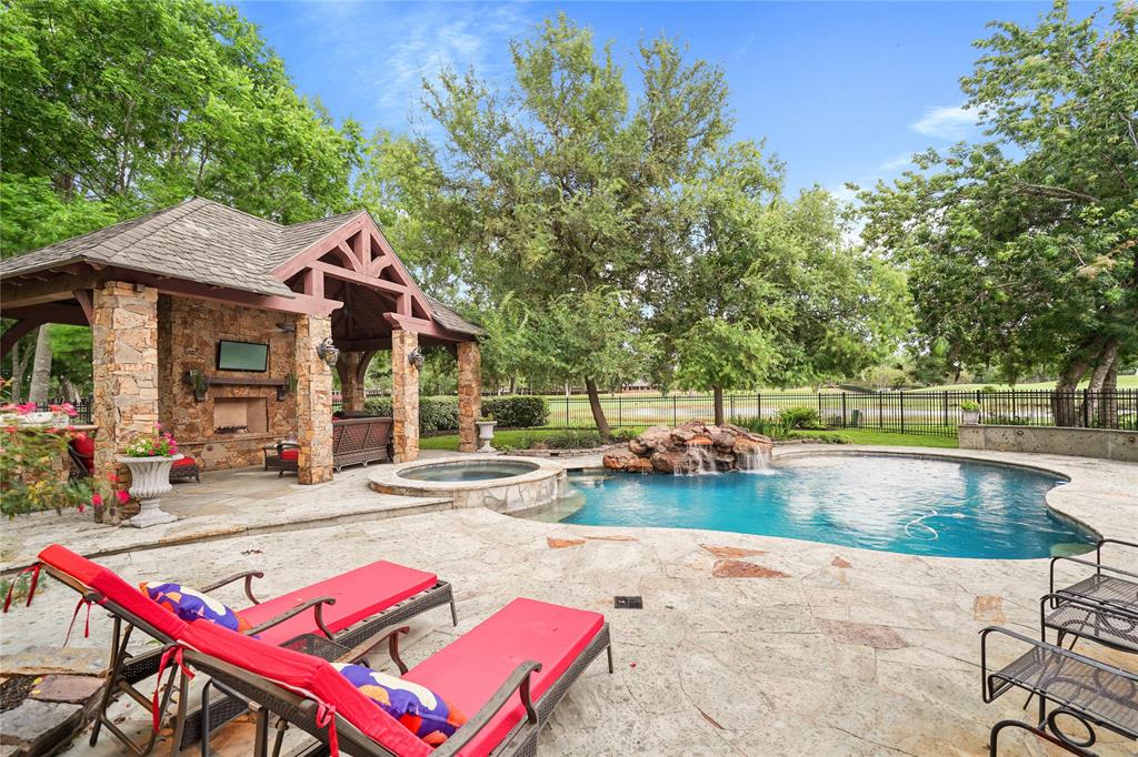 Peppervine Way, Sugar Land, TX 77479