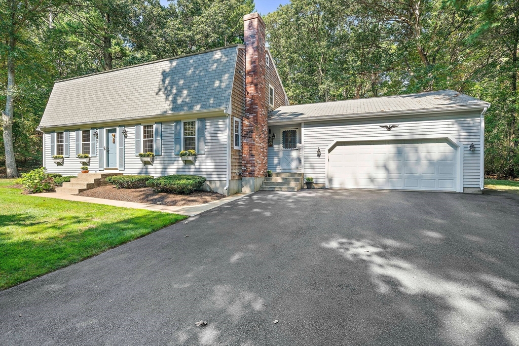 Running Stream Rd, Rehoboth, MA 02769