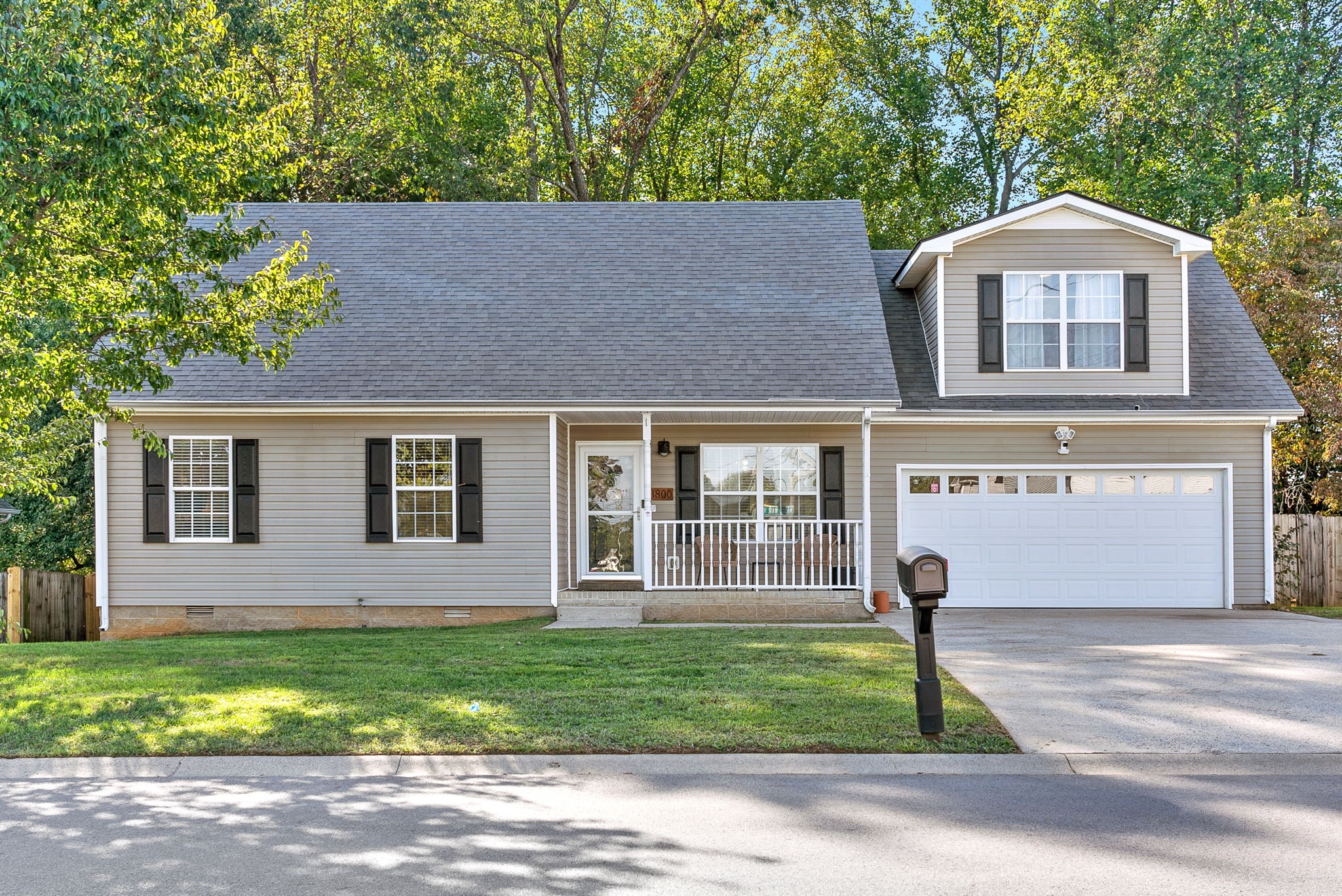 Man O War Blvd, Clarksville, TN 37042