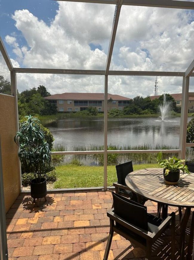 524 Sw Glen Crest Way, Condo with 3 bedrooms, 3 bathrooms and null parking in Stuart FL | Image 13