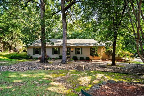 10800 San Joaquin Valley Drive, Little Rock, AR, 72212 | Card Image