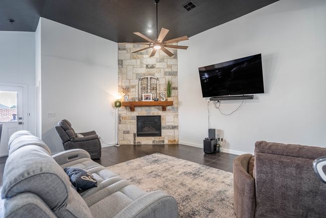 804 Gallantry Ln, House other with 4 bedrooms, 2 bathrooms and 2 parking in Midland TX | Image 6