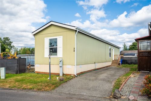 34-300 Park Ave, Buckley, WA, 98321-5803 | Card Image