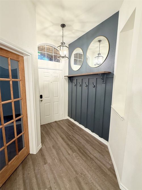 7717 Troon Dr, Rowlett, TX, 75089-7897 | Card Image