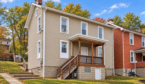 601 Mount Pleasant St, Greensburg, PA, 15601-4356 | Card Image