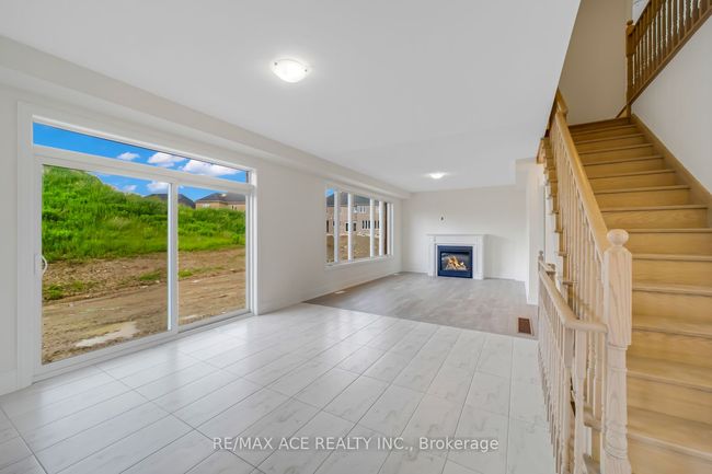 81 Golden Meadows Dr, House other with 4 bedrooms, 4 bathrooms and 6 parking in Otonabee ON | Image 8