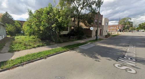 10718 S Edbrooke Avenue, Chicago, IL, 60628 | Card Image