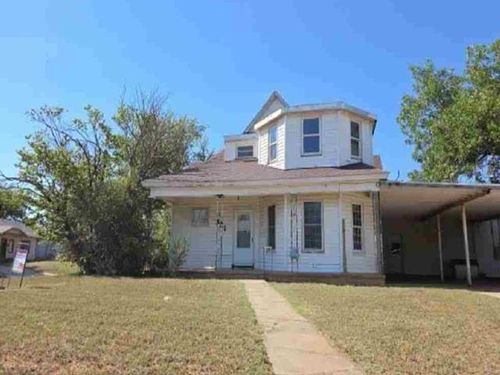 321 W B Ave, Elk City, OK, 73644-3405 | Card Image