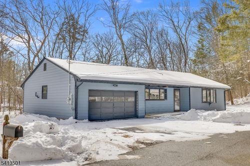 15 Winding Brook Way, Rockaway, NJ, 07866-4225 | Card Image