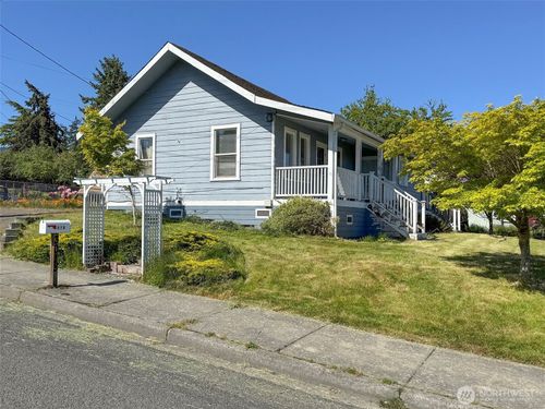 3018 S Peabody St, Port Angeles, WA, 98362-6947 | Card Image