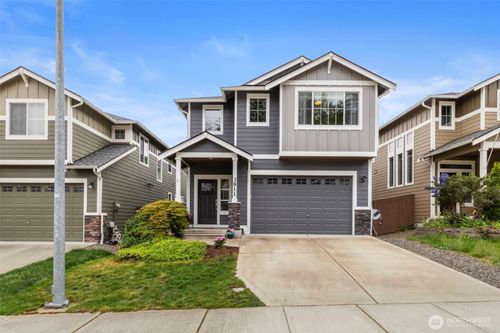 3911 Portside Dr, Bremerton, WA, 98312-7102 | Card Image
