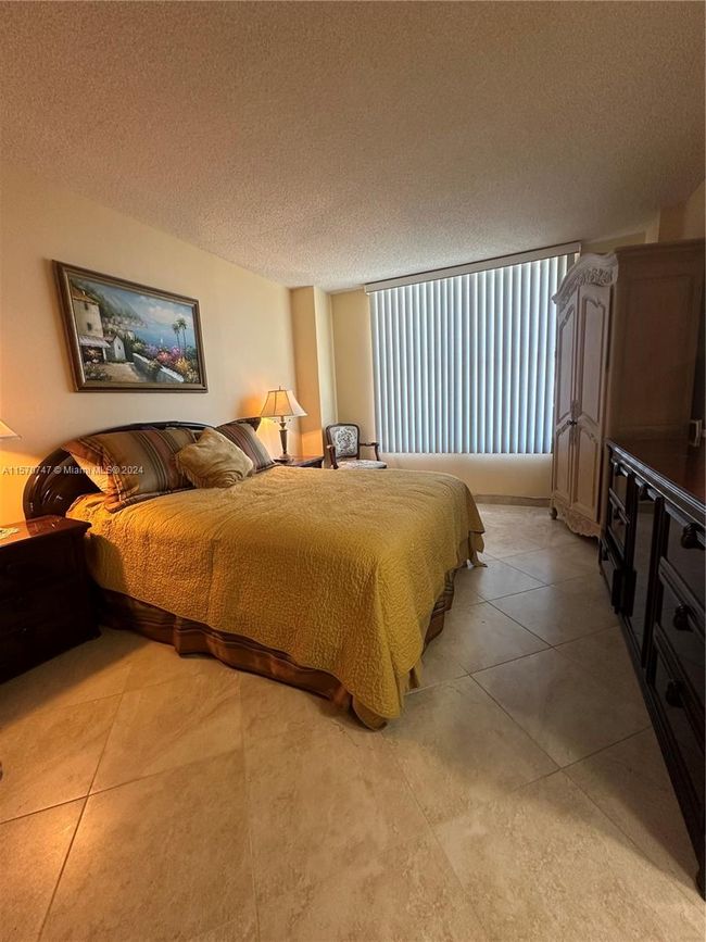 1718 - 3800 S Ocean Dr, Condo with 2 bedrooms, 2 bathrooms and null parking in Hollywood FL | Image 27