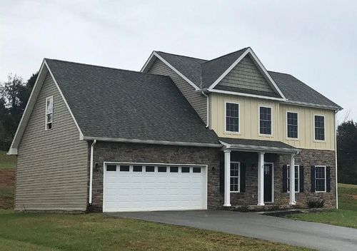 300 Ridgley Ln, Fincastle, VA, 24090-1503 | Card Image