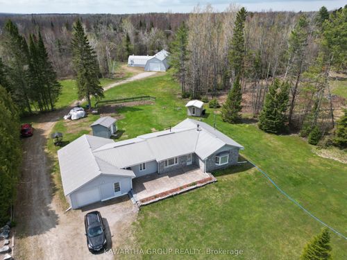 7621 Hwy 35 Highway S, Kawartha Lakes, ON, K0M2L0 | Card Image