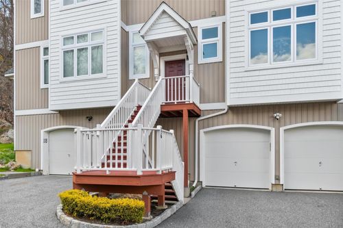 16 Lakeview Dr, Fort Montgomery, NY, 10922 | Card Image