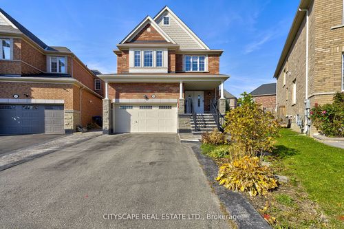 22 Kawana Rd, Brampton, ON, L6Y0W2 | Card Image