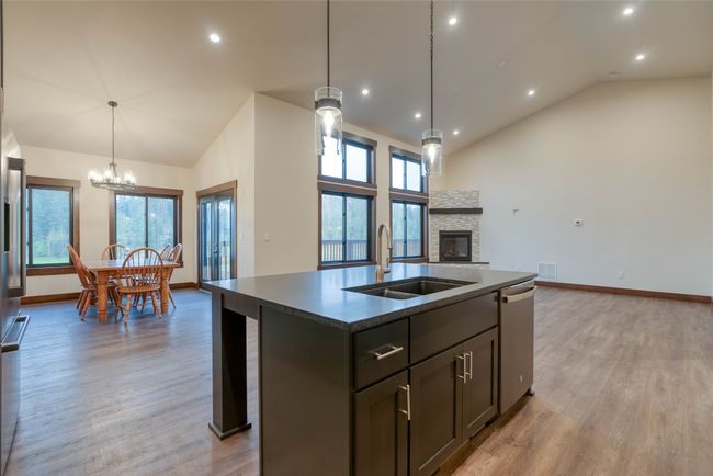 29 Bear Paw Loop, House other with 5 bedrooms, 3 bathrooms and null parking in Bigfork MT | Image 6