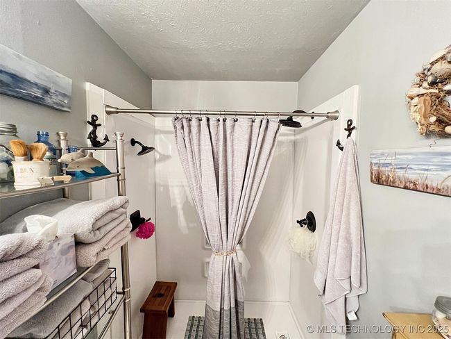 1804 S 3 Rd St, House other with 4 bedrooms, 2 bathrooms and null parking in Stilwell OK | Image 31