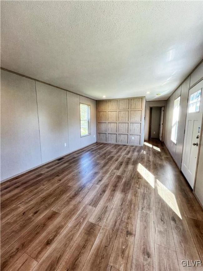 10 Tribe Ln, House other with 2 bedrooms, 2 bathrooms and null parking in WIND GAP PA | Image 5