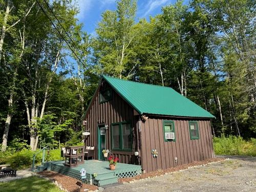 910 Mutton Lane, Clinton, ME, 04927 | Card Image