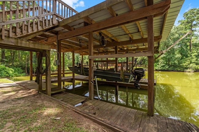 31 N Lakeview Dr, House other with 4 bedrooms, 2 bathrooms and 2 parking in Pointblank TX | Image 34
