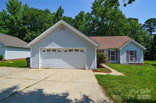 676 Rebecca Jane Dr, Mooresville, NC, 28115-8223 | Card Image