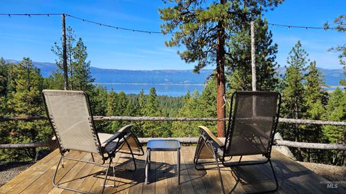 1618 Crown Point Pkwy, Cascade, ID, 83611 | Card Image