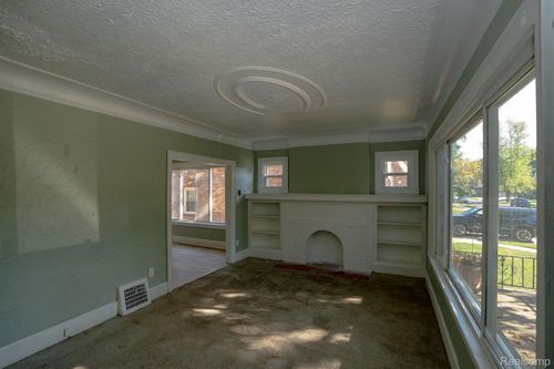 5266 Three Mile Dr, Detroit, MI, 48224-2642 | Card Image