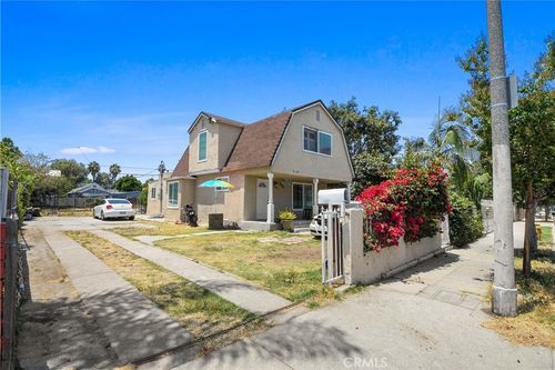 9307 Beach, Los Angeles, CA, 90002 | Card Image